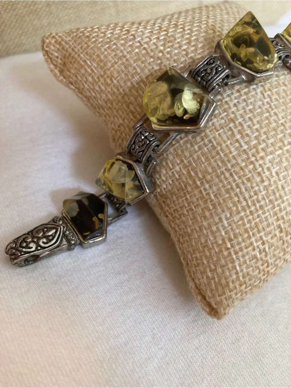 Yellow Green Stones Vintage Bracelet Magnetic Clasp